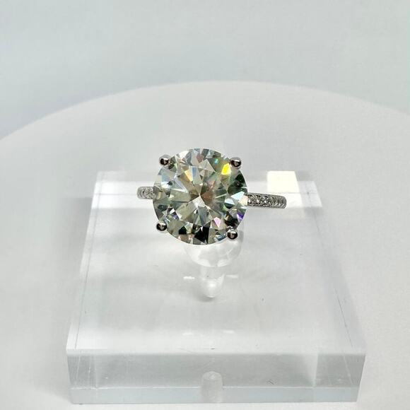 Moissanite Diamond Ring 3 Ct Engagement Wedding Round Cut Solitaire GRA Size 6 - Picture 9 of 11